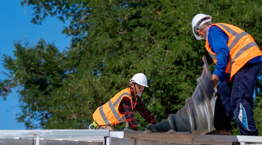 Professional new roof installation services in Radcliffe, IA